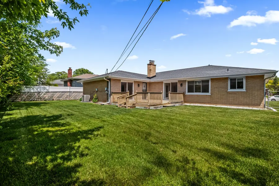 16650 Greenwood Avenue, South Holland, IL 60473 - #3