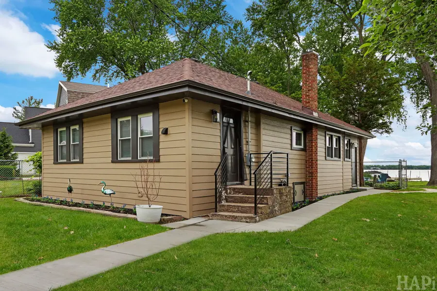 39225 N Shore Avenue, Antioch, IL 60002 - #2