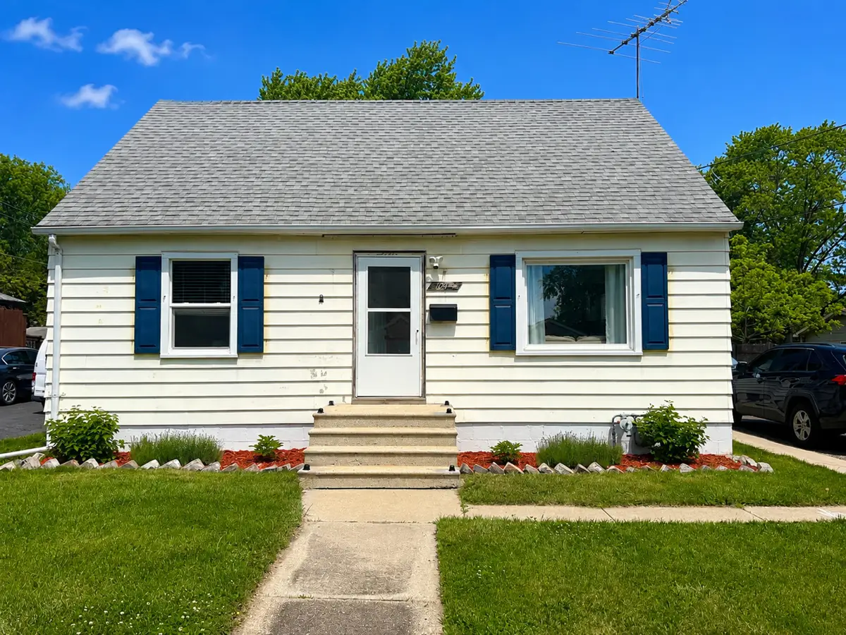 1004 21st Street, Zion, IL 60099 - #1