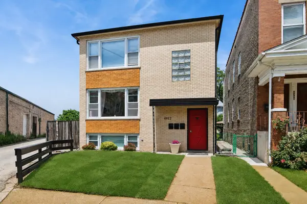 Address Withheld By Seller, Chicago, IL 60641