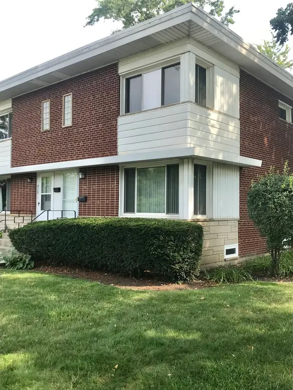 426 E Vallette Street, Elmhurst, IL 60126