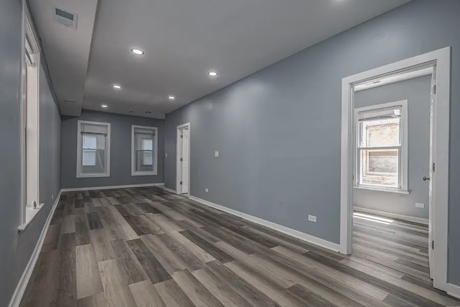 320 S Whipple Street, Chicago, IL 60612 - #2