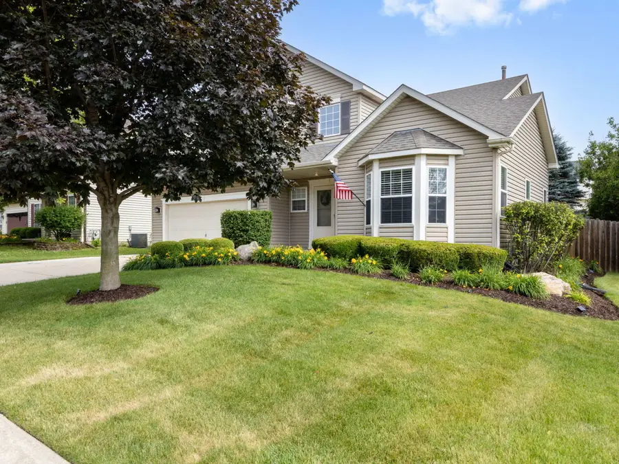 4716 Oregon Trail, McHenry, IL 60050 - #2