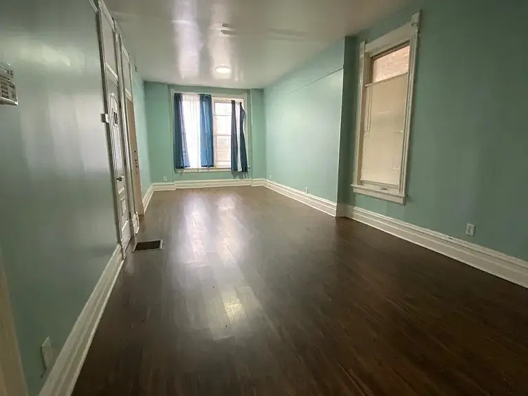 6618 S Marquette Road, Chicago, IL 60637 - #3
