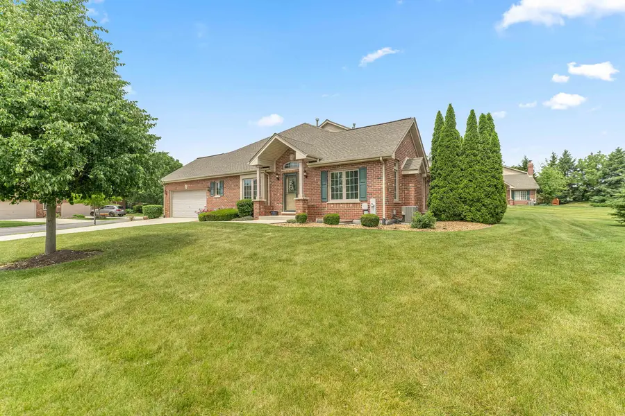 7468 E Plank Trail Court, Frankfort, IL 60423 - #2
