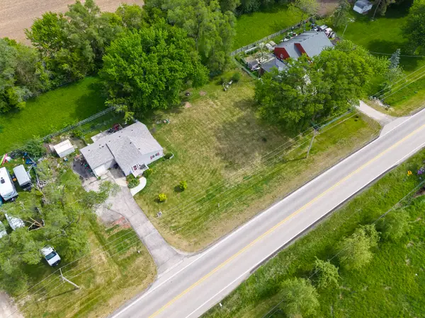 14914 W South Street Road, Woodstock, IL 60098