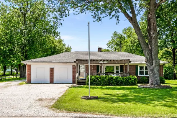 209 Woodrig Road, Bloomington, IL 61704