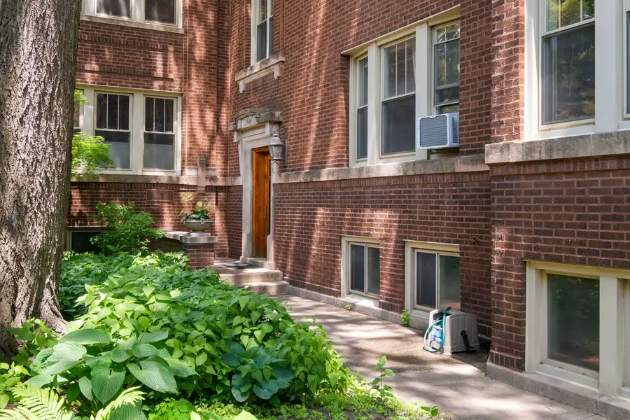 1442 W Summerdale Avenue #2, Chicago, IL 60640 - #2