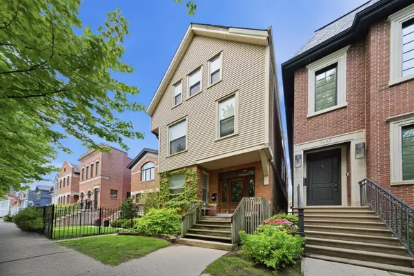 3438 N Seeley Avenue, Chicago, IL 60618