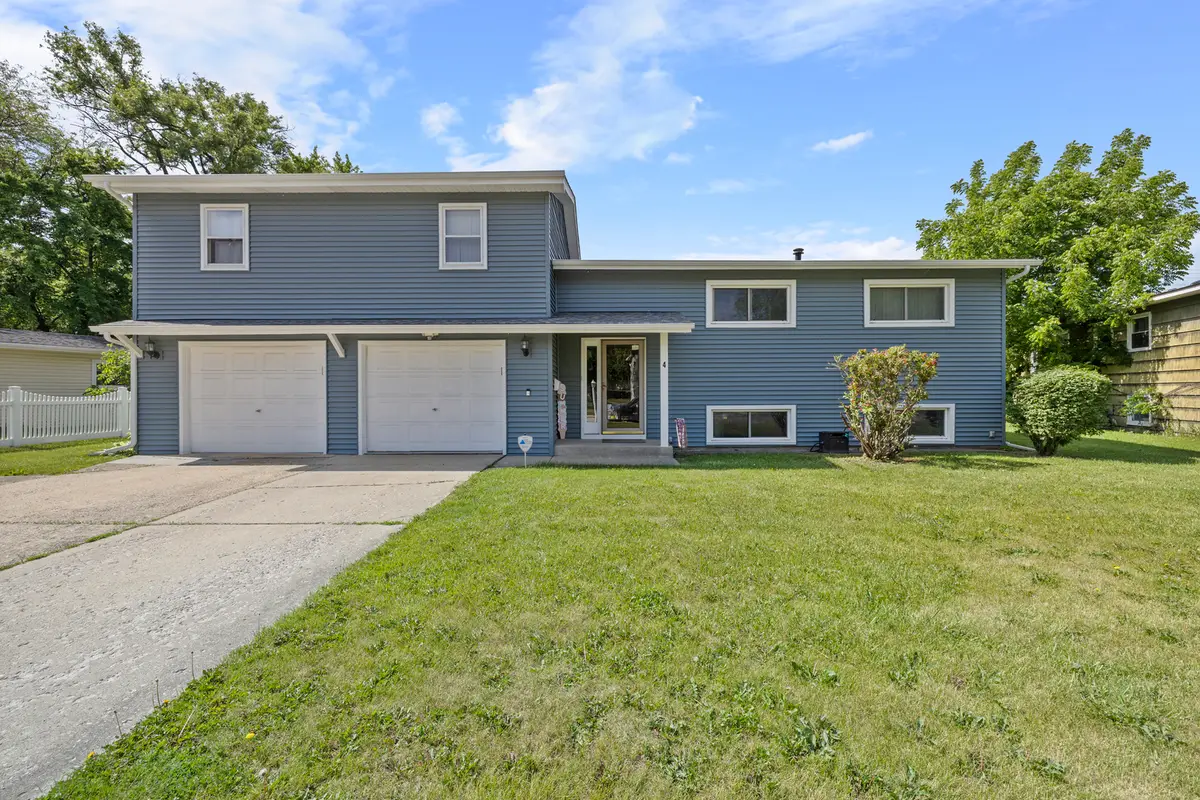 4 Saugatuck Road, Montgomery, IL 60538 - #1