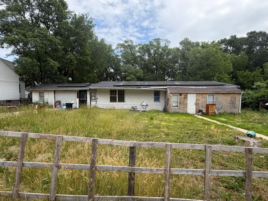 3229 Coleman Avenue, Rockford, IL 61101 - #2