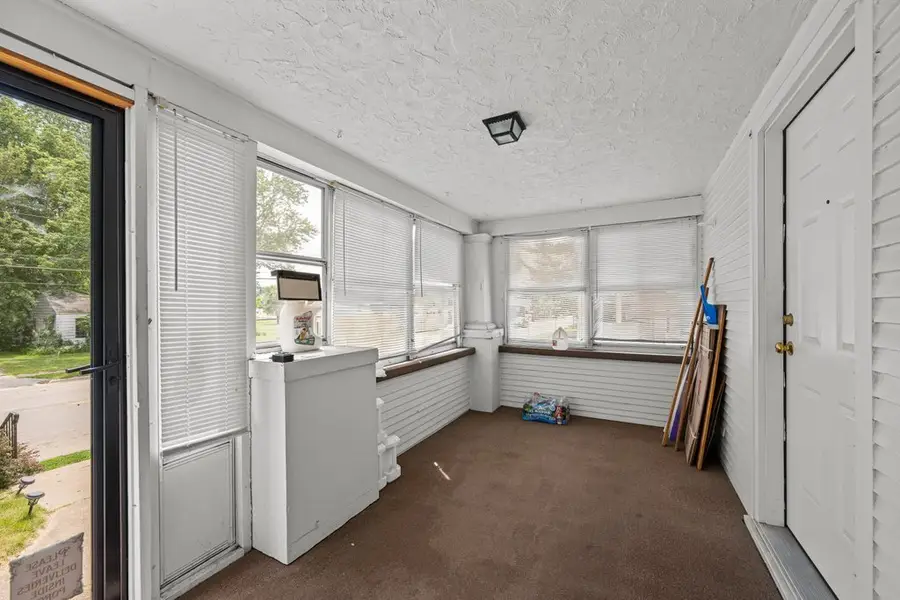 2922 9th Street, Rock Island, IL 61201 - #2
