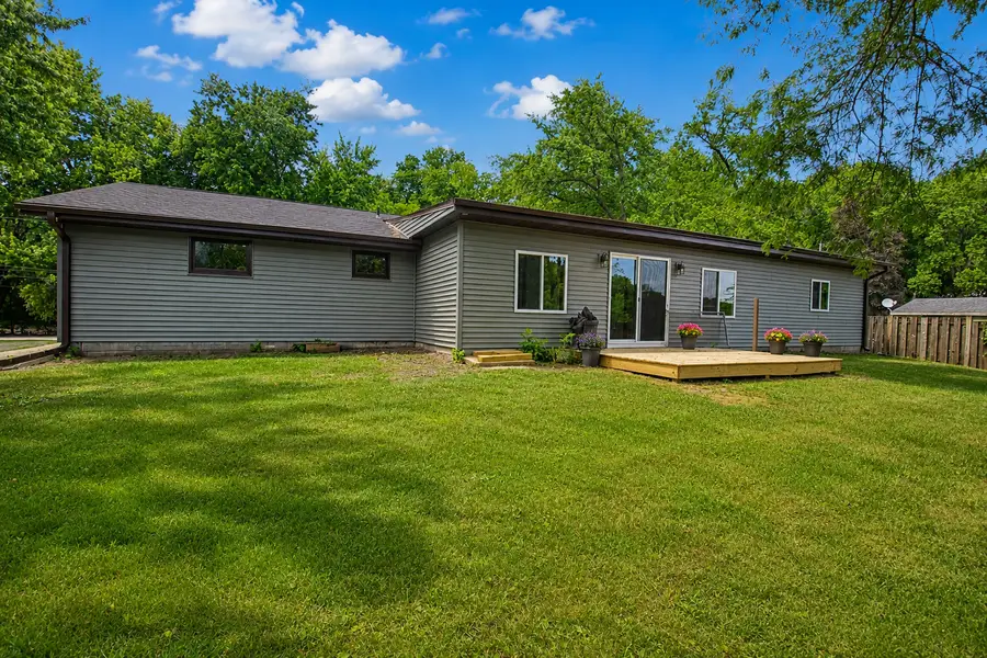 5091 W Murray Drive, Dixon, IL 61021 - #2