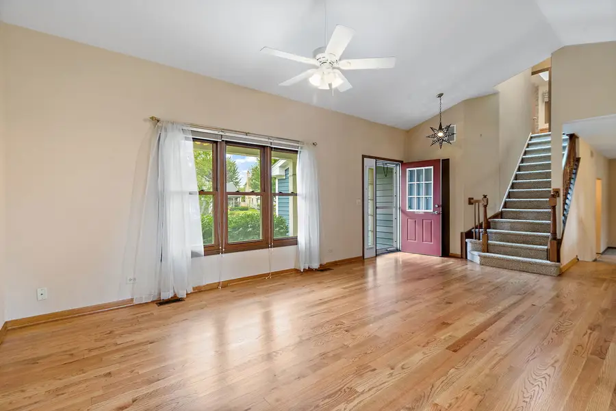 422 Old Country Way, Wauconda, IL 60084 - #2