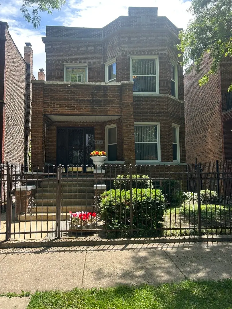 4721 W Jackson Boulevard, Chicago, IL 60644 - #1