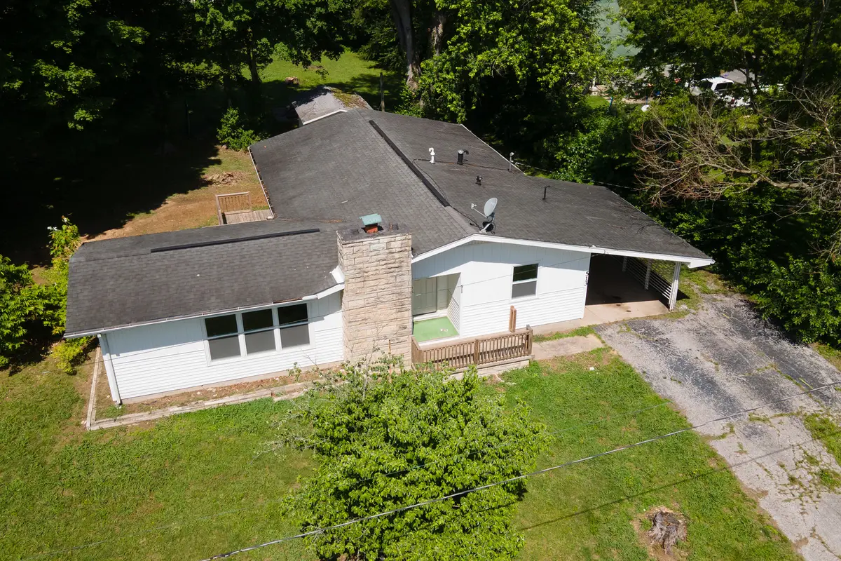 513 N 5th Street, Vienna, IL 62909 - #1