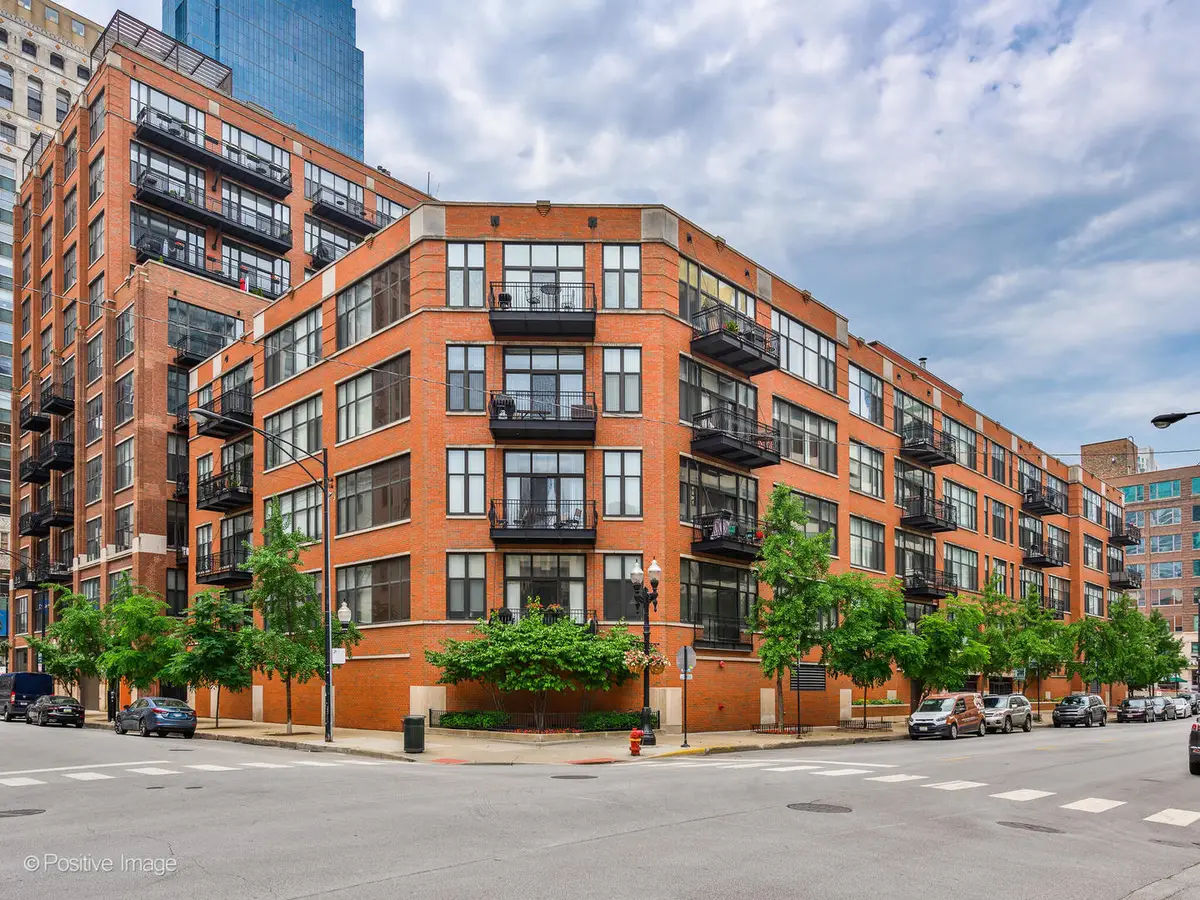 333 W Hubbard Street #1006, Chicago, IL 60654 - #1