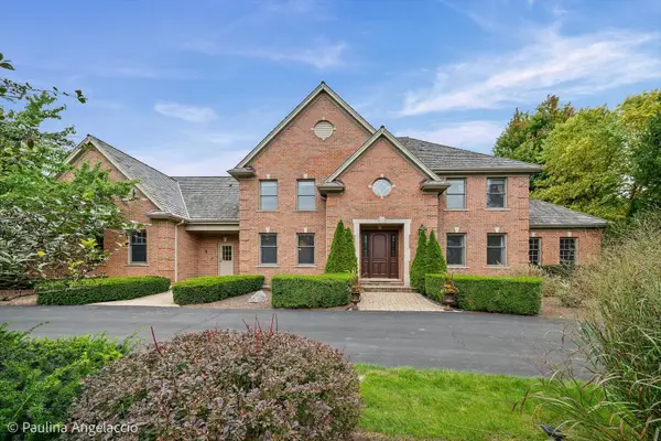 2 Marbury Lane, Barrington Hills, IL 60010