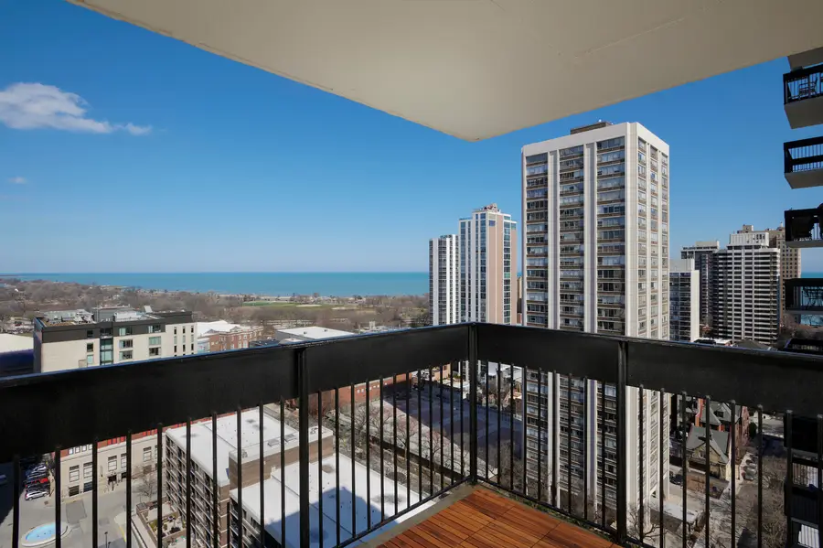 1460 N Sandburg Terrace #2106A, Chicago, IL 60610 - #3