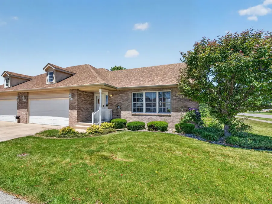 68 Oregon Trail, Coal City, IL 60416 - #3