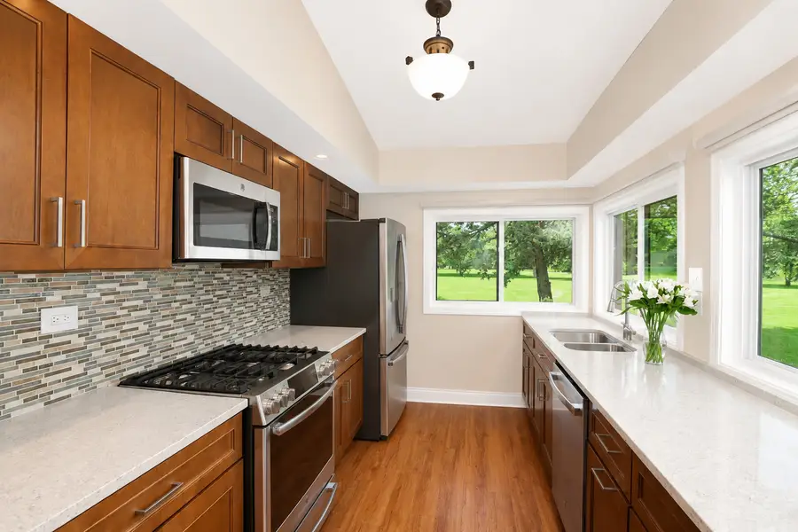 743 Parkview Court, Roselle, IL 60172 - #2