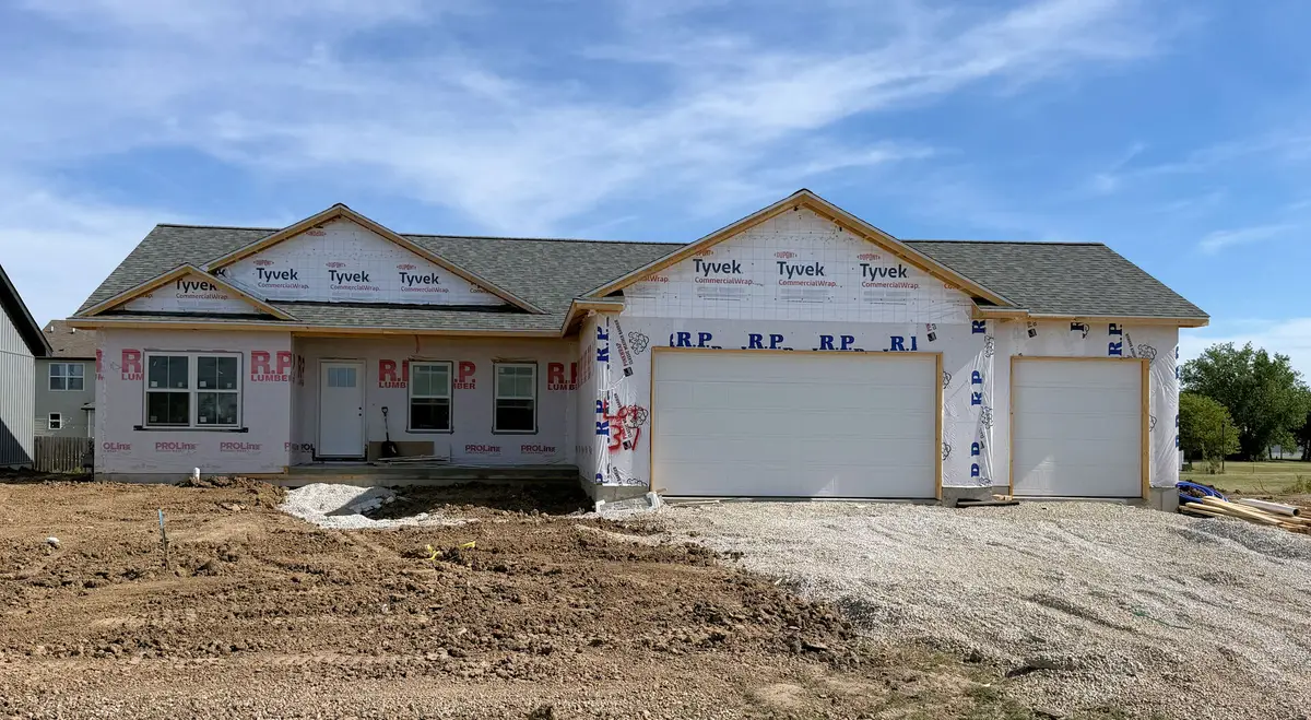 525 W Dimon Street, Rochelle, IL 61068 - #1