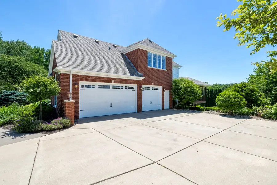 4824 Pigeon Creek Trail, Bettendorf, IA 52722 - #3