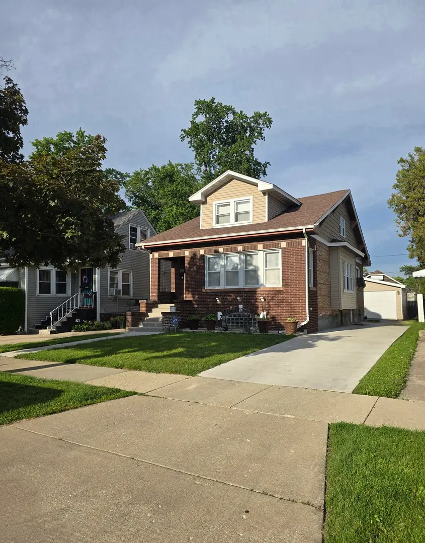 927 24th Avenue, Bellwood, IL 60104 - #3