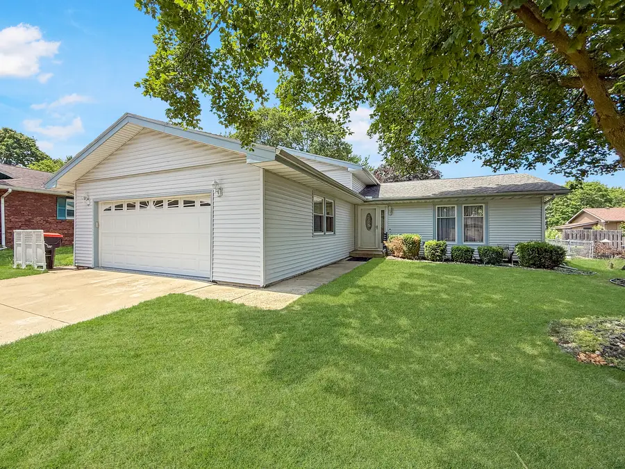 1025 Ruth Crane Drive, Rantoul, IL 61866 - #2
