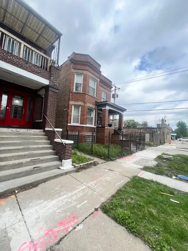 7512 S Langley Avenue, Chicago, IL 60619