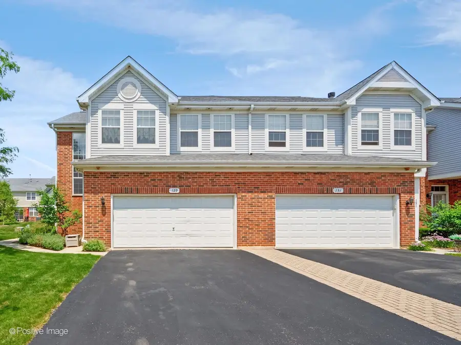 129 Chestnut Hills Circle #129, Burr Ridge, IL 60527 - #2