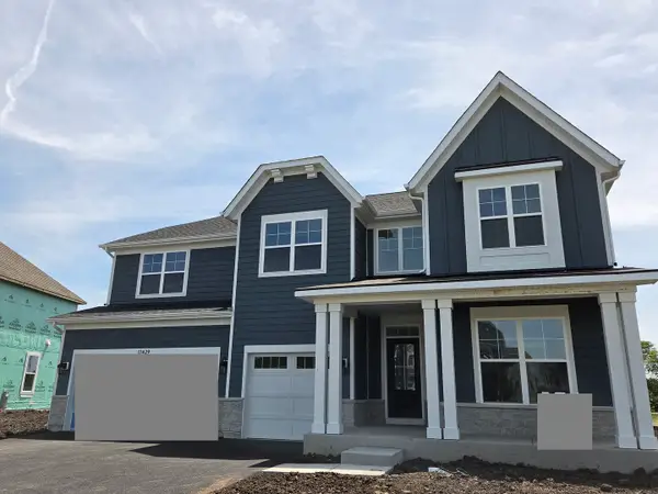17429 S Victoria Lane, Lockport, IL 60441