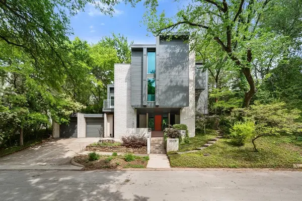 3509 Bellaire Park Court, Fort Worth,  76109