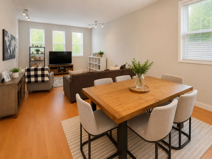 2925 N Damen Avenue, Chicago, IL 60618 - #3