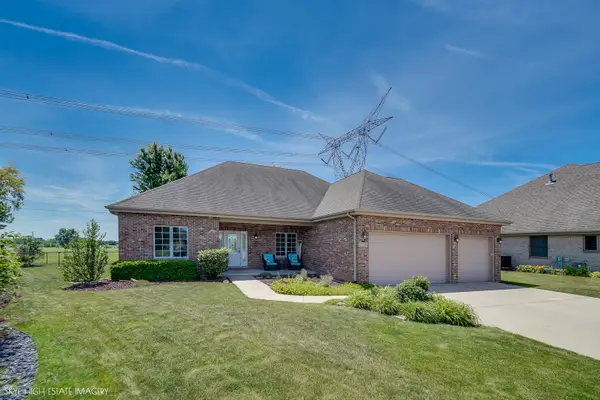 27219 Deer Hollow Lane, Channahon, IL 60410