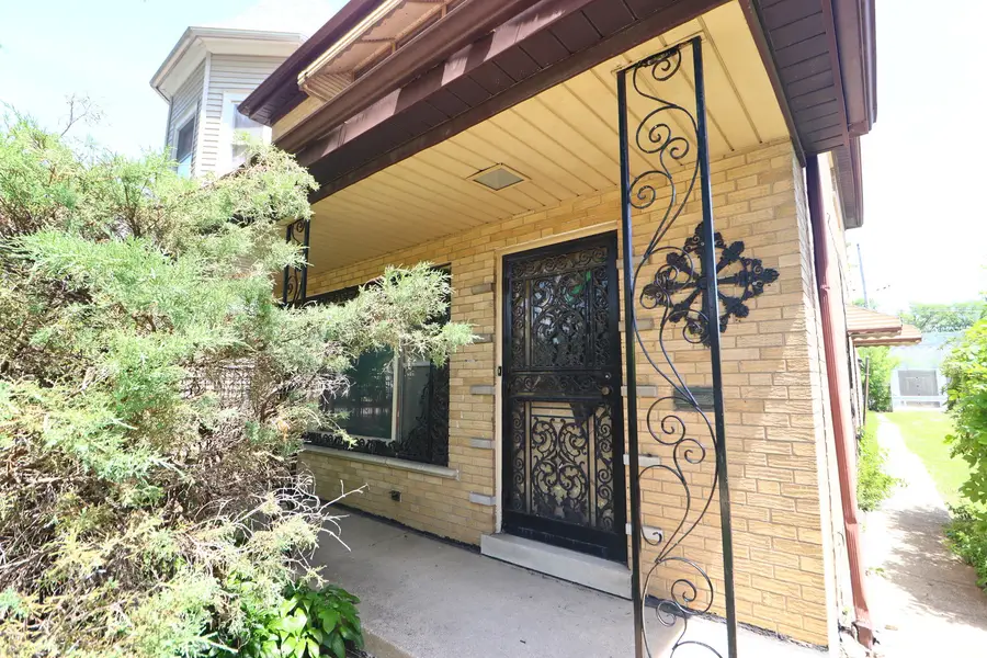 6745 S Bell Avenue, Chicago, IL 60636 - #2