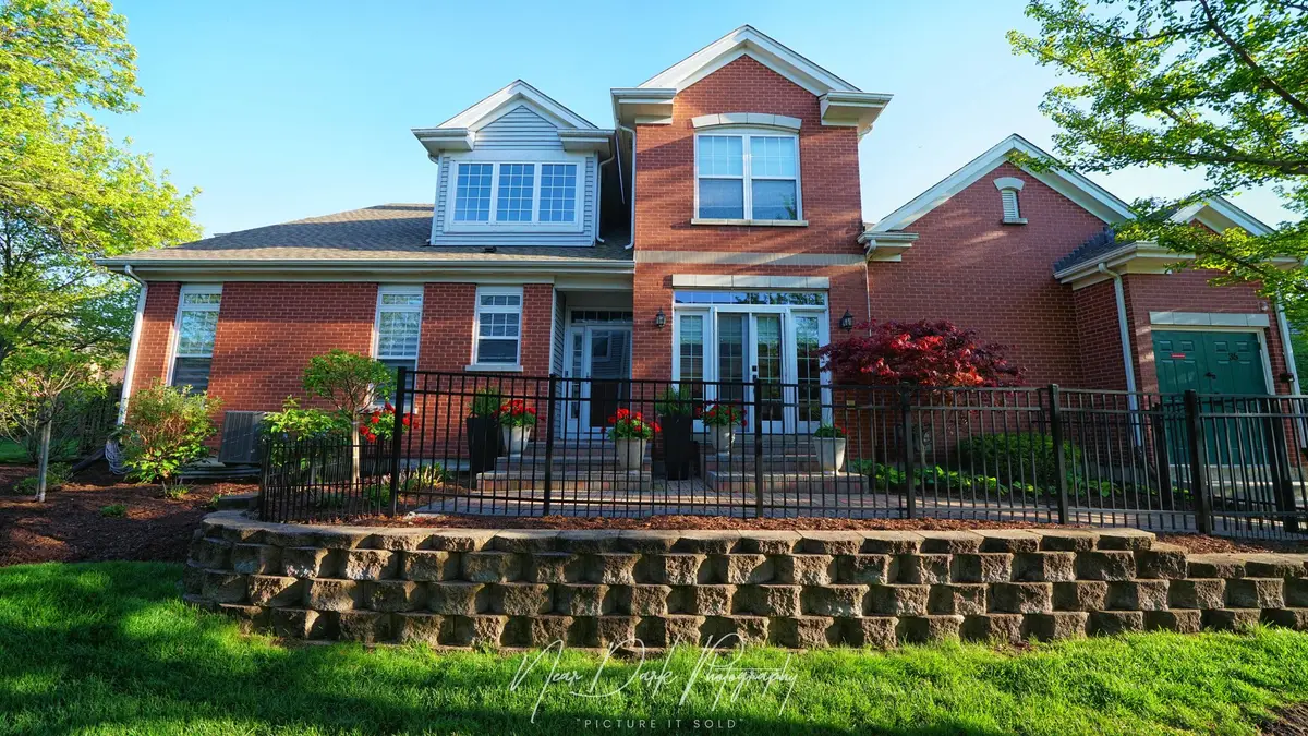 29 Lakebreeze Court, Lake Zurich, IL 60047 - #1