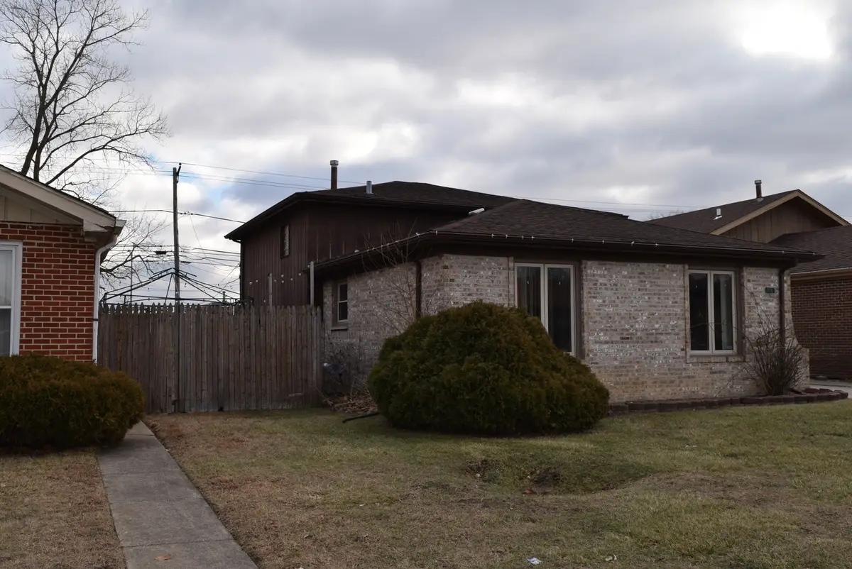 431 Hoxie Avenue, Calumet City, IL 60409 - #1