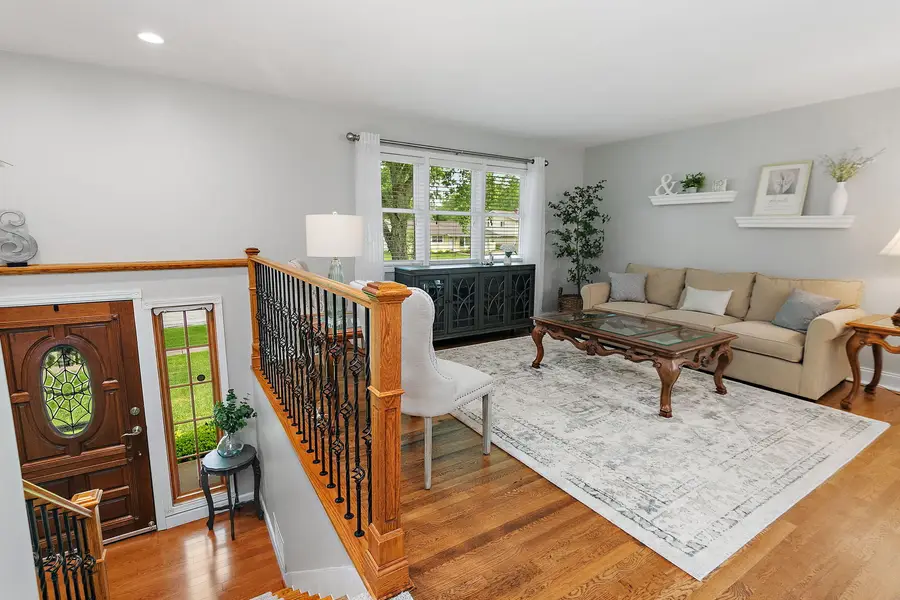 430 Amherst Lane, Hoffman Estates, IL 60169 - #3