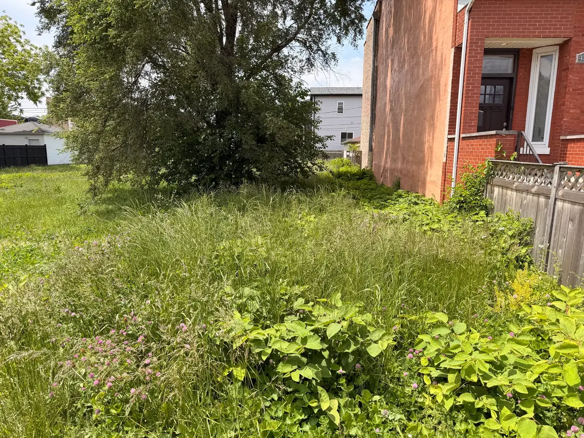 4240 S Saint Lawrence Avenue, Chicago, IL 60653 - #1