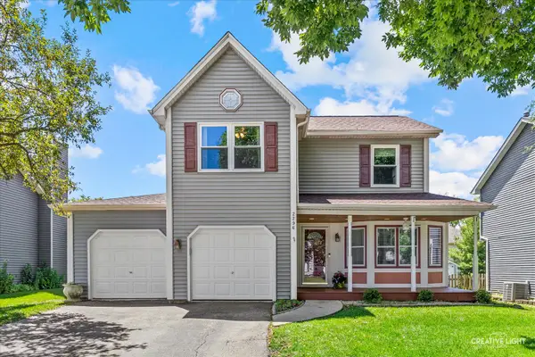2296 Salisbury Drive, Naperville, IL 60565