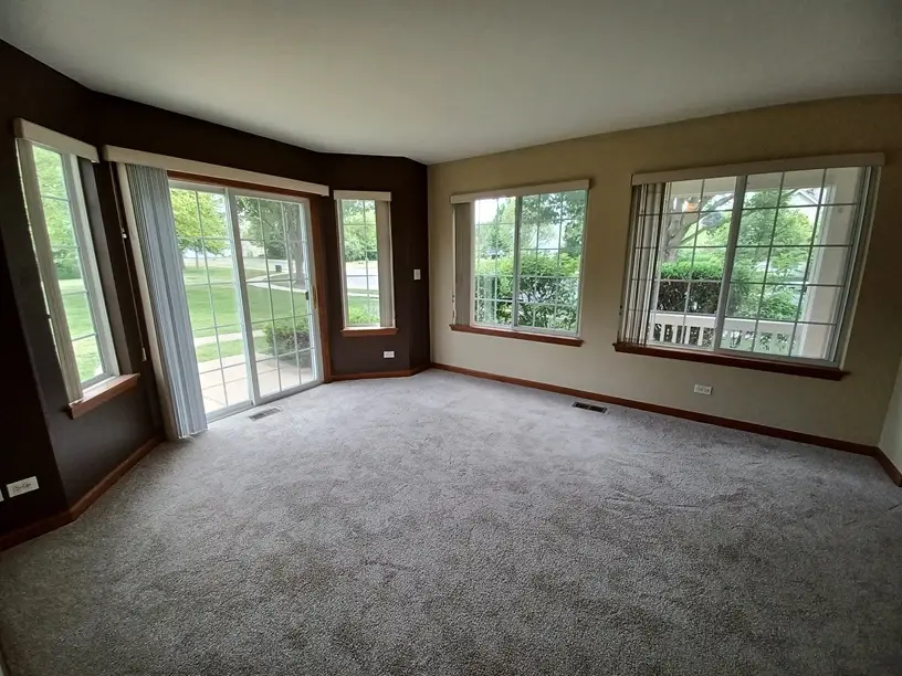 661 Lincoln Station Drive, Oswego, IL 60543 - #3