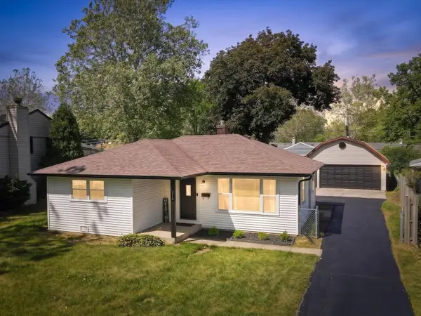 3712 Wren Lane, Rolling Meadows, IL 60008