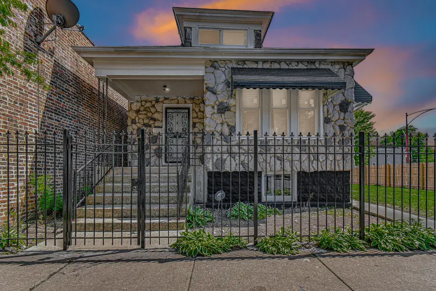 1205 E 93rd Street, Chicago, IL 60619 - #2
