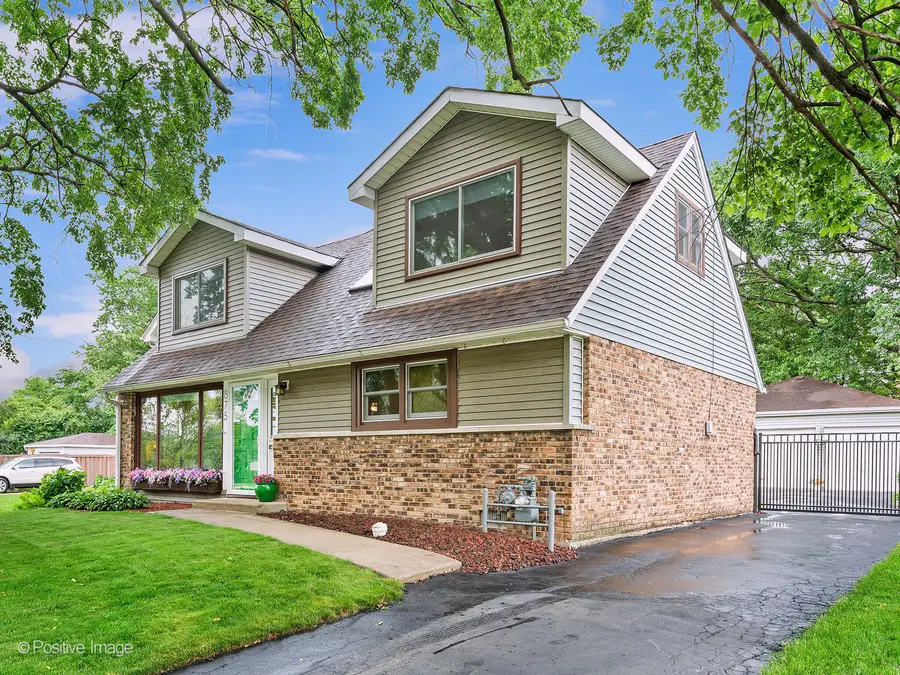 875 S York Street, Elmhurst, IL 60126 - #2