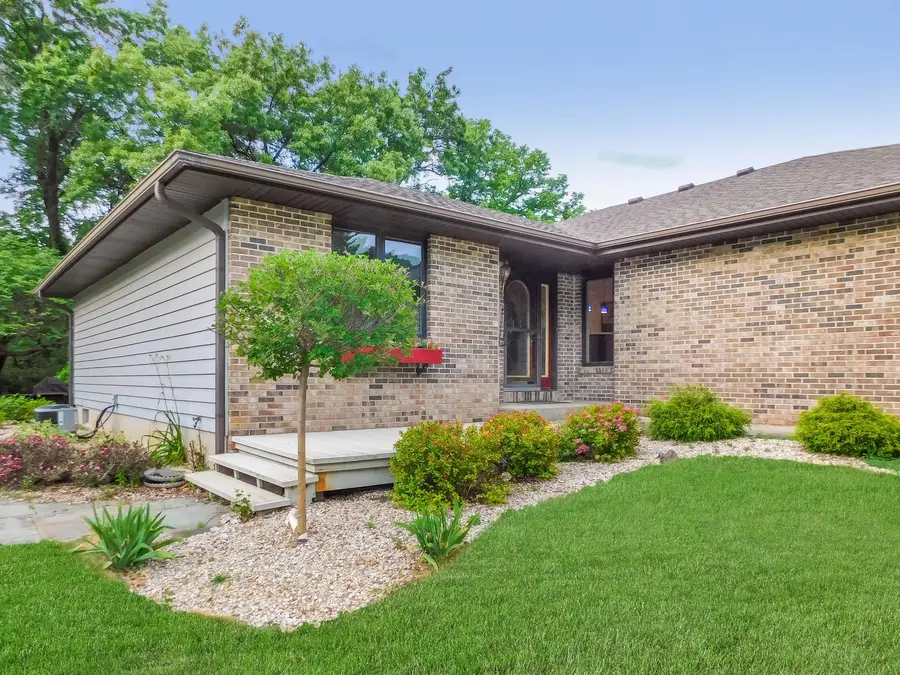 527 Trading Post Trail #2, Rockton, IL 61072 - #2