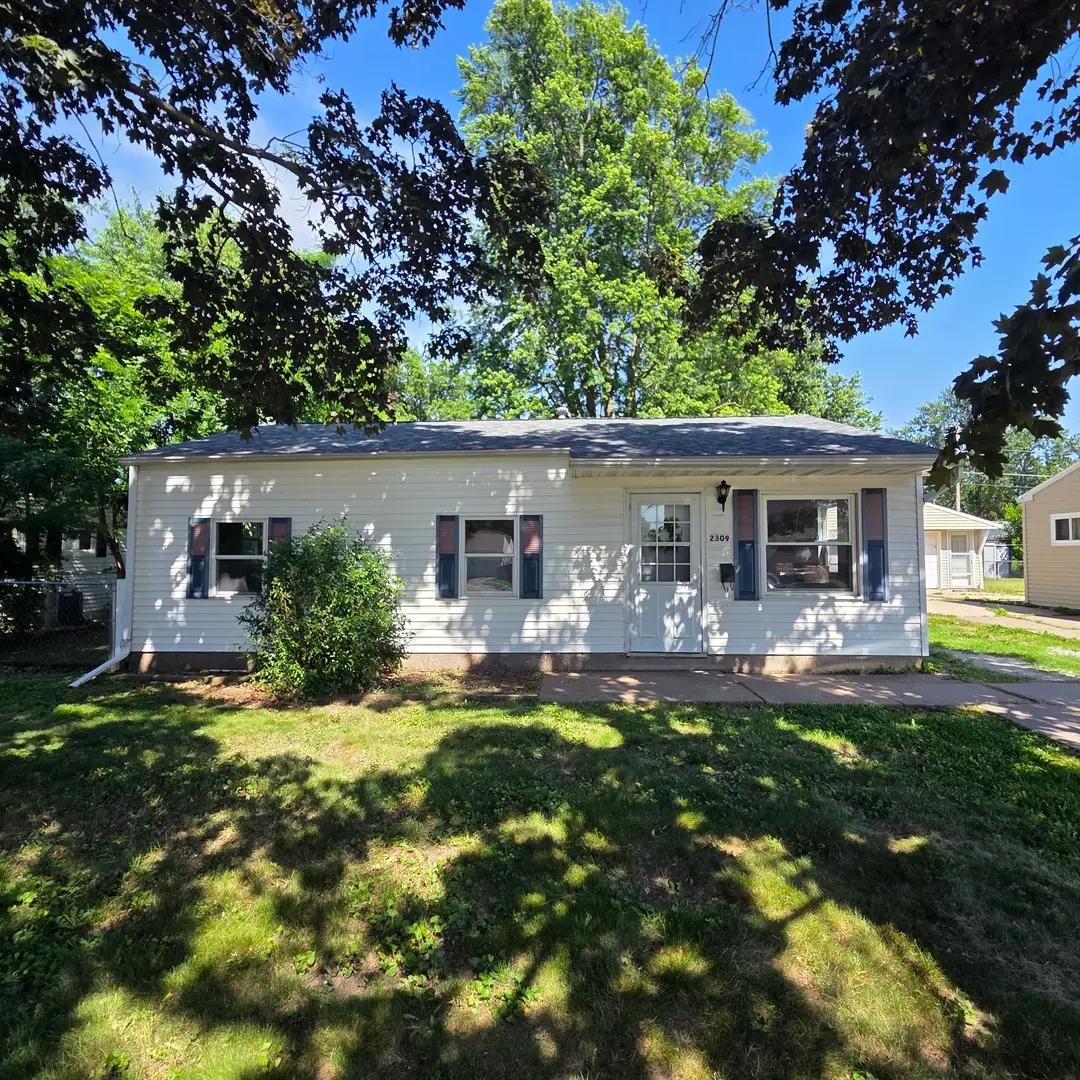 2309 N Fairmount Street, Davenport, IA 52804 - #1