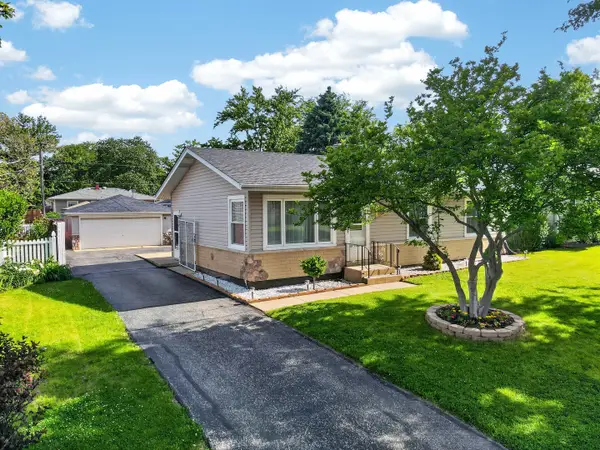 1104 Basin Drive, Lockport, IL 60441