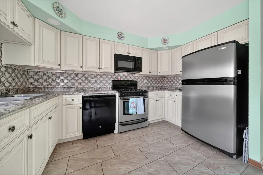 1104 Basin Drive, Lockport, IL 60441 - #3