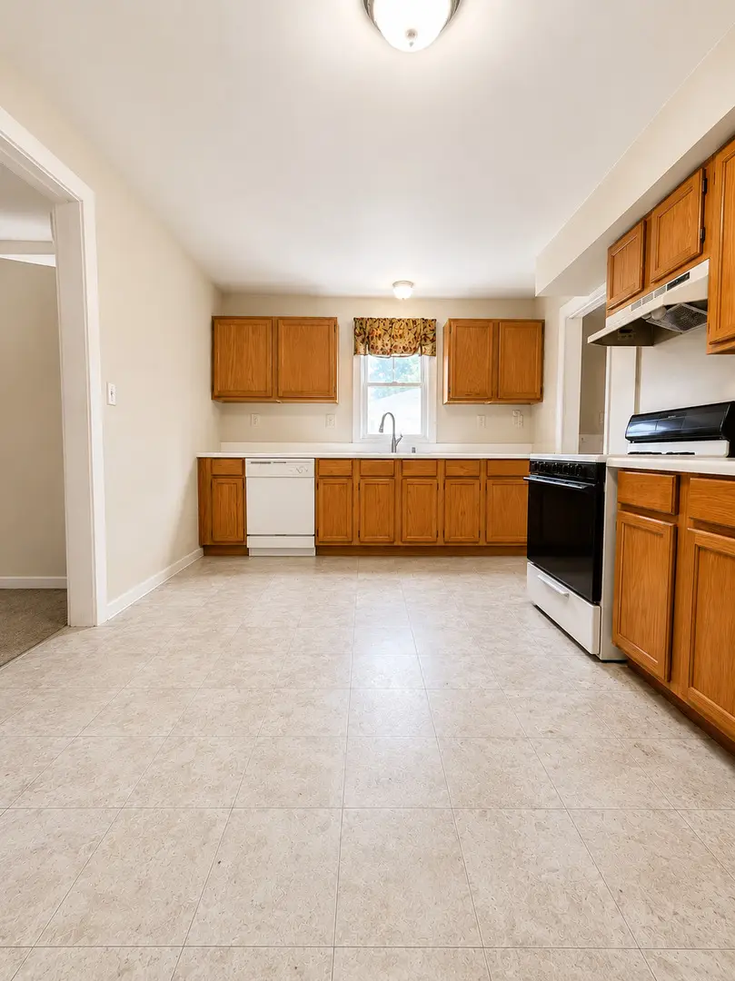 87 Lake Lane, Fox Lake, IL 60020 - #3